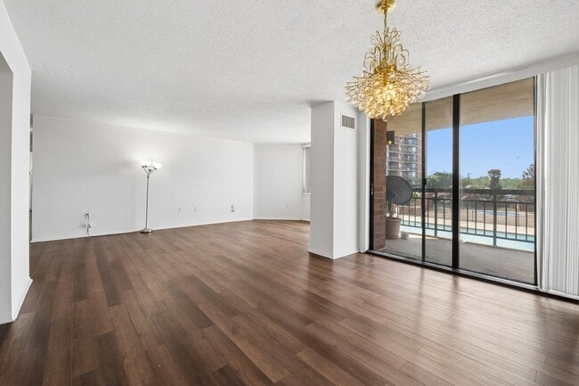 Photo - 226 Harmon Cove Tower Unit 226