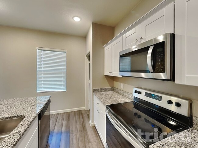 Photo - 2609 Sanders Crk Rd