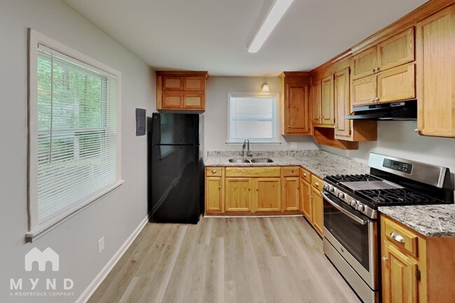Photo - 2405 Longleaf Dr