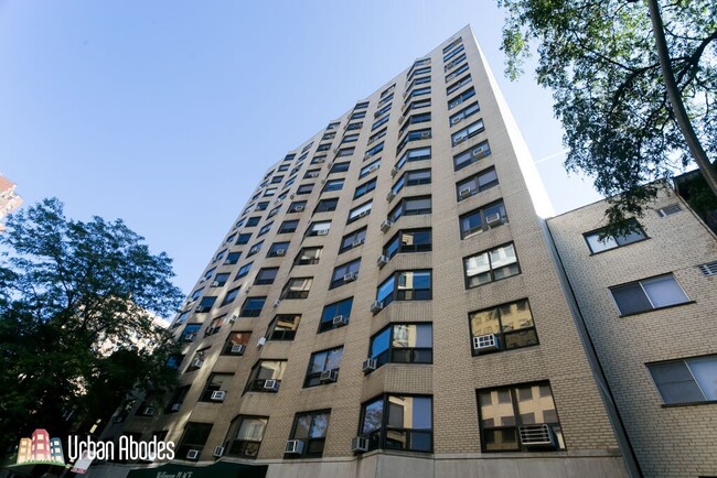 Building Photo - 422 W Wellington Ave Unit M05B Rental