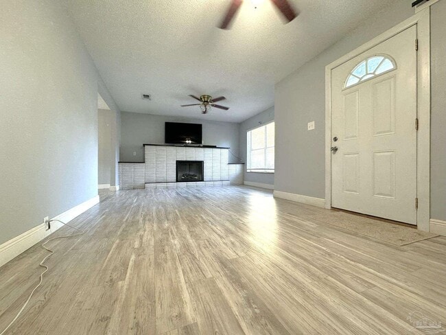 Photo - 7221 Yoshida St