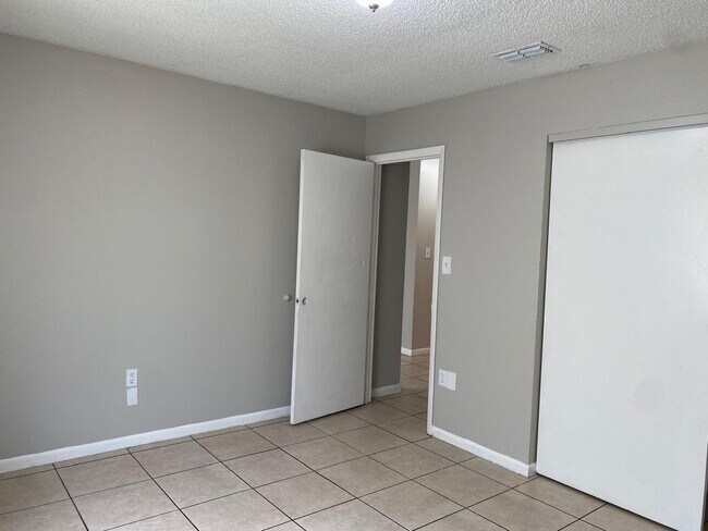 Photo - 3873 Janeen Cir
