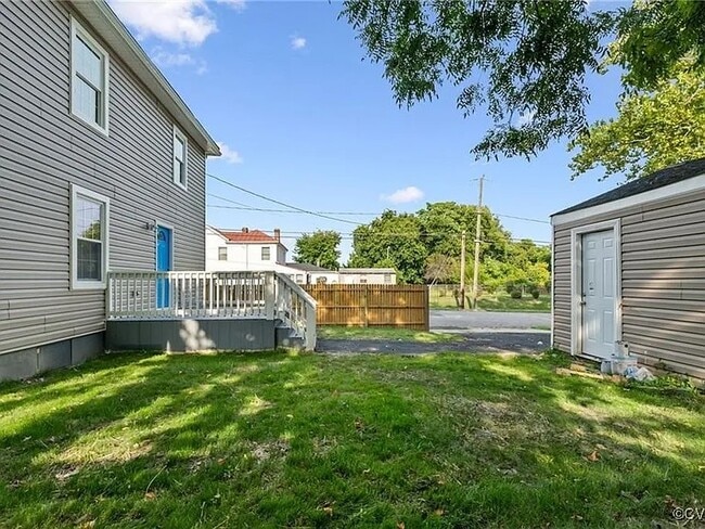 Building Photo - 904 Willcox St