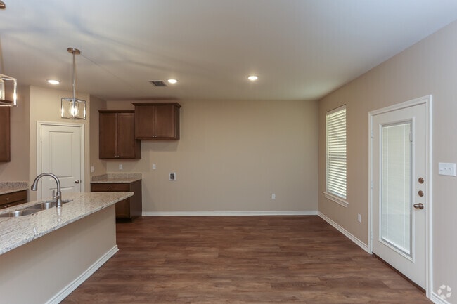 3BR, 2BA - 1610SF - The Villas at Shahan Trail