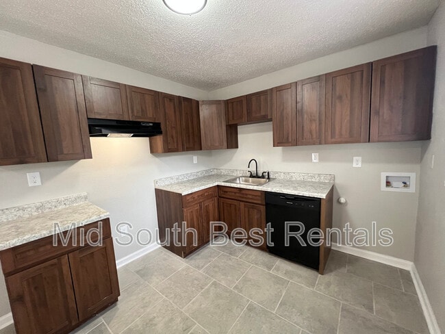 Photo - 1785 E Alcy Rd