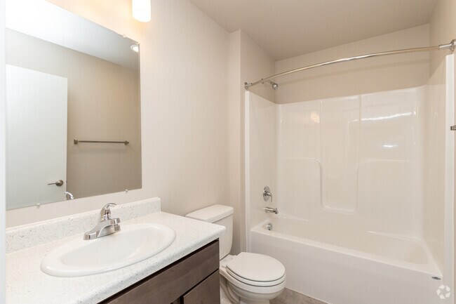 2BR, 2.5BA - 1,485SF - Bathroom
