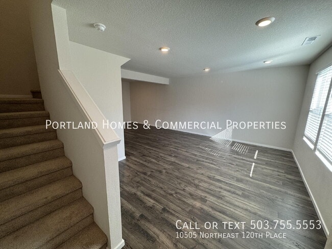 Photo - 10505 NE 120th Pl