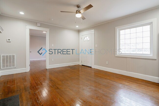 Photo - Charming 3 Bedroom in Anderson!