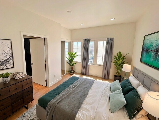 Photo - 3919 1/2 Montclair St Unidad 3919 1/2