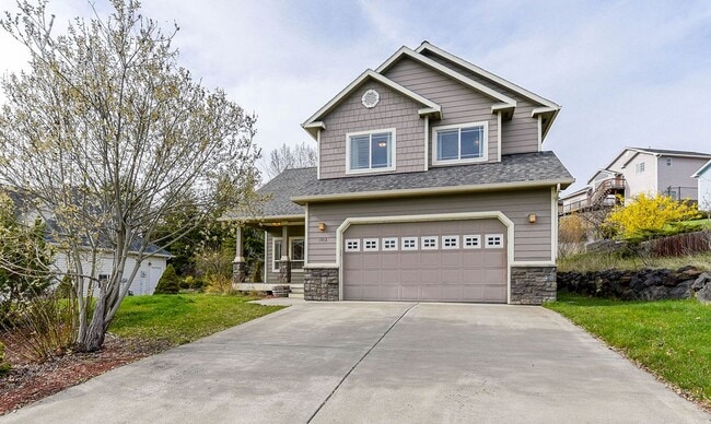 Beautiful 3 bed/2.5 bath single family hom... - Beautiful 3 bed/2.5 bath single family hom... House