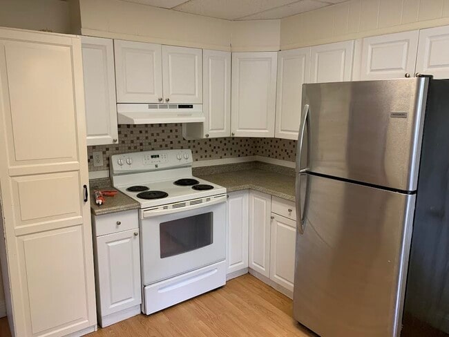 Photo - 260 Foster St Unit 2