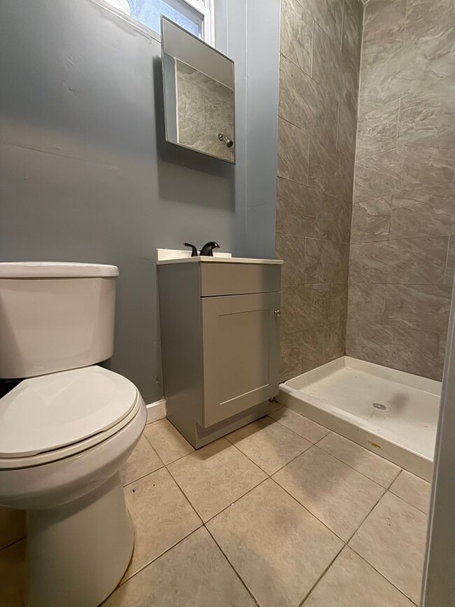 Photo - 334 N 62nd St Unit 1