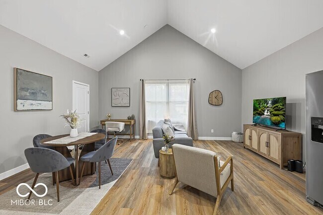 Photo - 44 E Parkview Ave Unit A