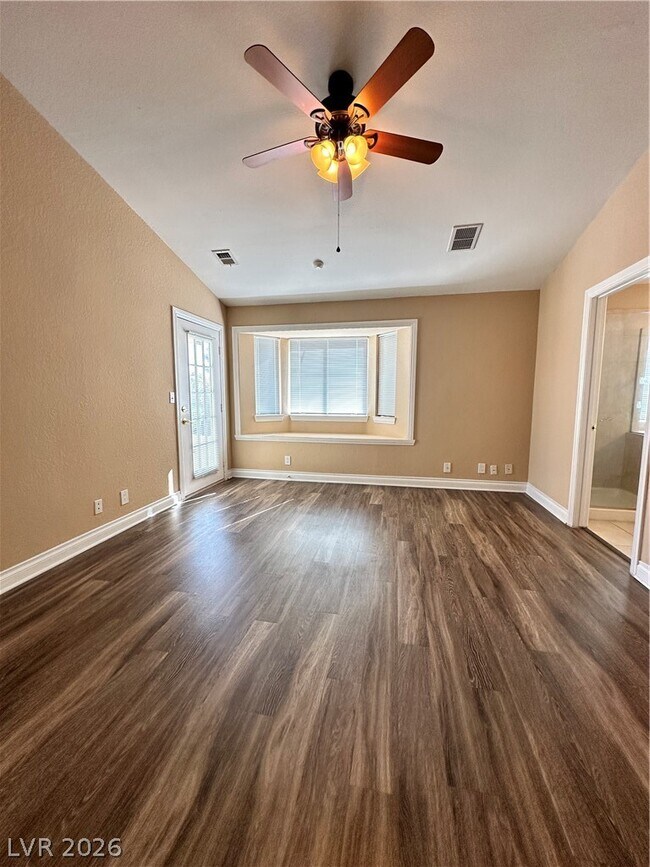 3910 Amy Marie Ct