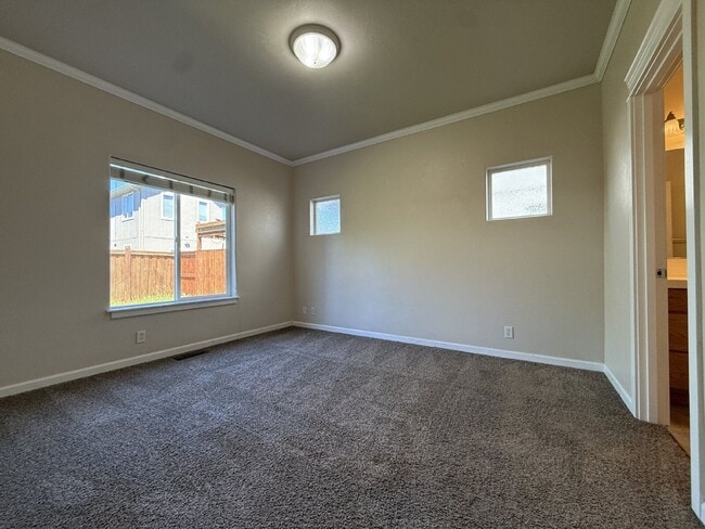 Photo - 5591 King Arthur Ct