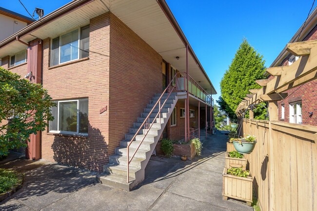 Photo - JUNE June Court Apartments