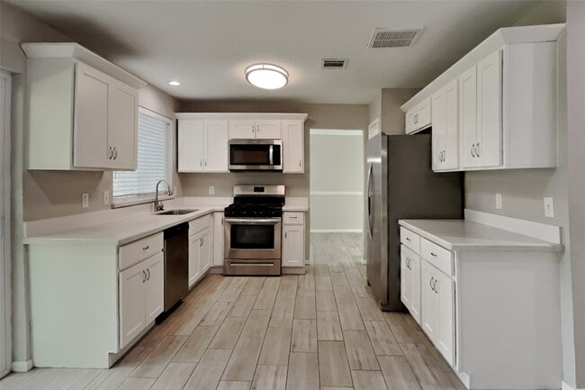 Photo - 9219 Palm Shores Dr