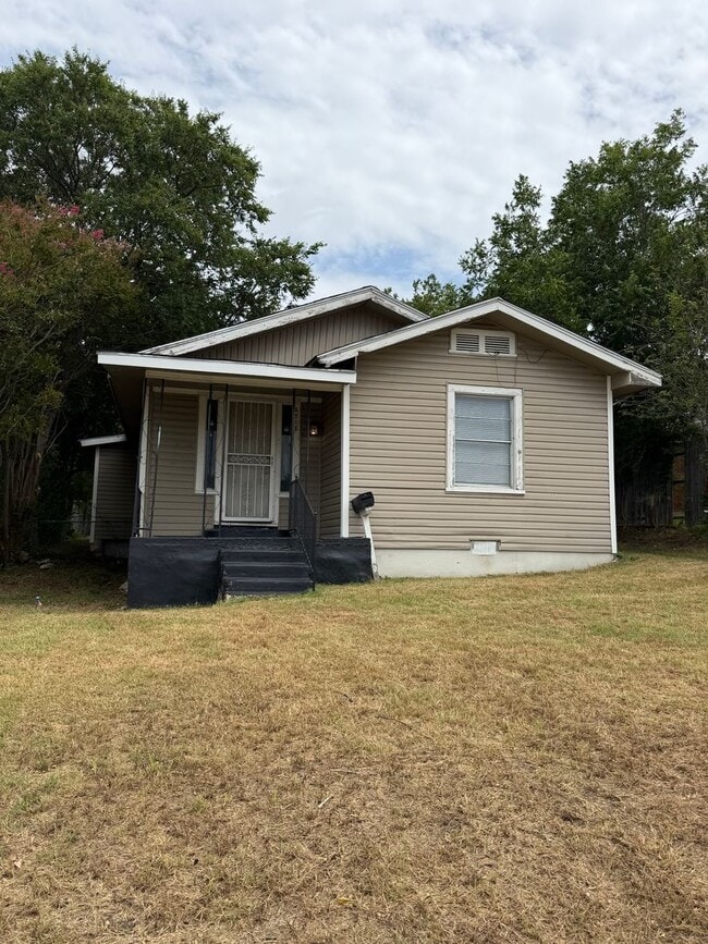 Photo - Charming 2 Bedroom Home for Rent in Como – Fort Worth, TX 76107