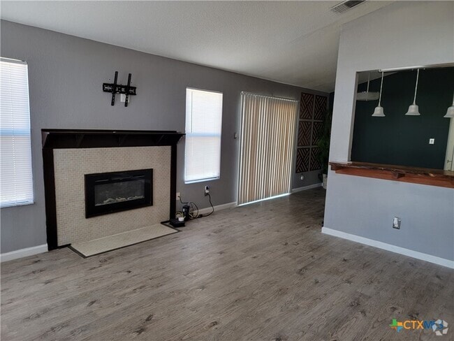 Building Photo - 2708 Taft St Rental