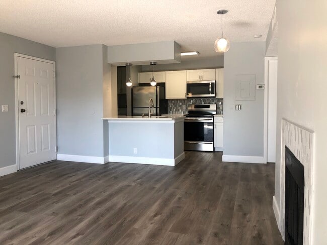 Photo - 351 Lone Hill Dr Unit 303