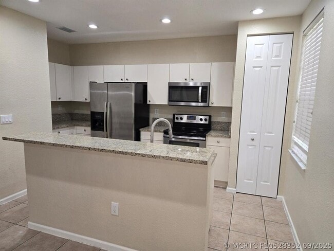 Photo - 8433 SW 25th Ct