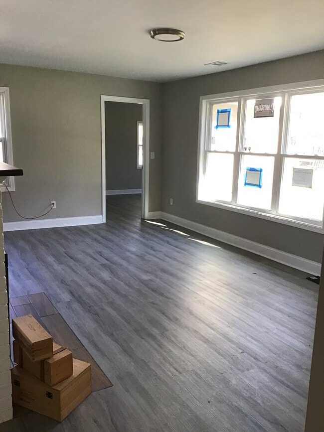 Photo - 255 Minocqua St