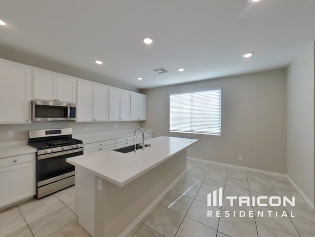 Photo - 6563 Smithville Ave