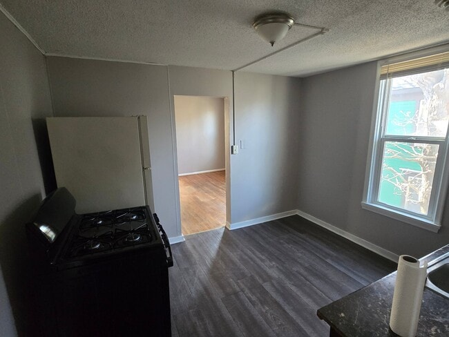 Photo - 3105 N Girard Ave Unit 2