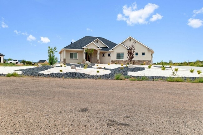 Elegant Residence on an Arce Lot - Elegant Residence on an Arce Lot Casa