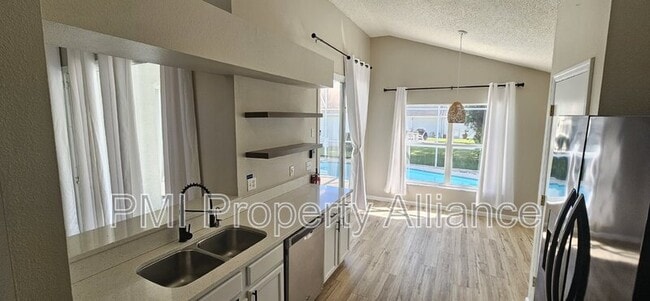 Photo - 4902 Monarch Ln