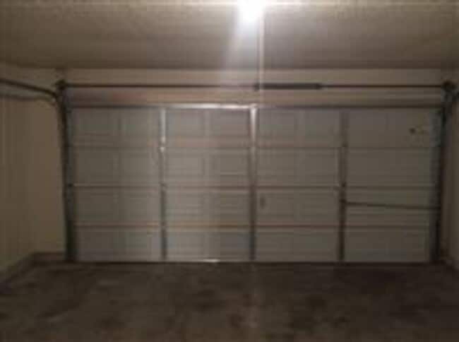 Photo - 2127 Hidden Hill Dr