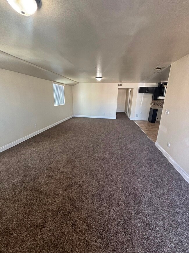 Photo - 156 W 71st St Casa Adosada