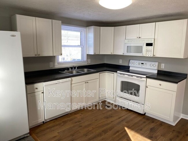 Photo - 255 S Winchester Ave