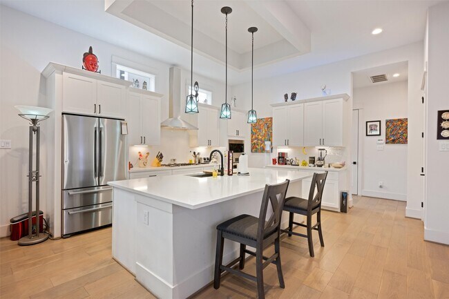 Photo - 1136 Adele St