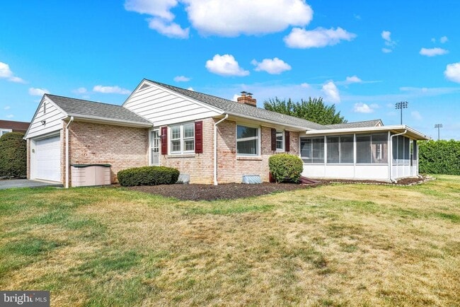 Photo - 13 Lupine Ln