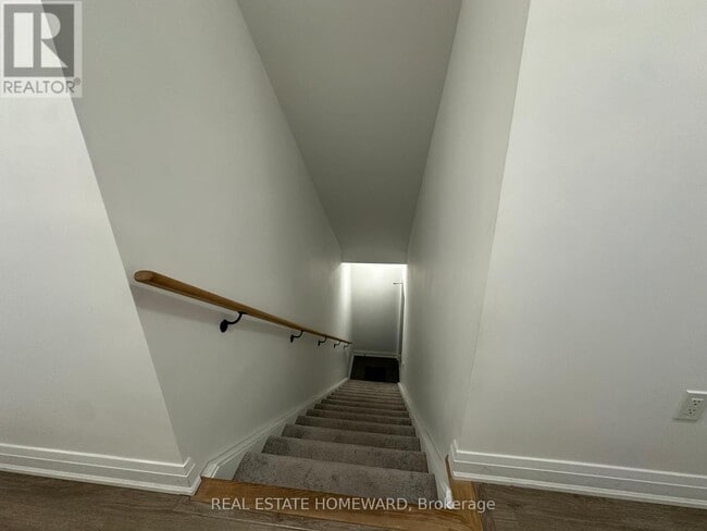 Photo - 5299 Hwy 7