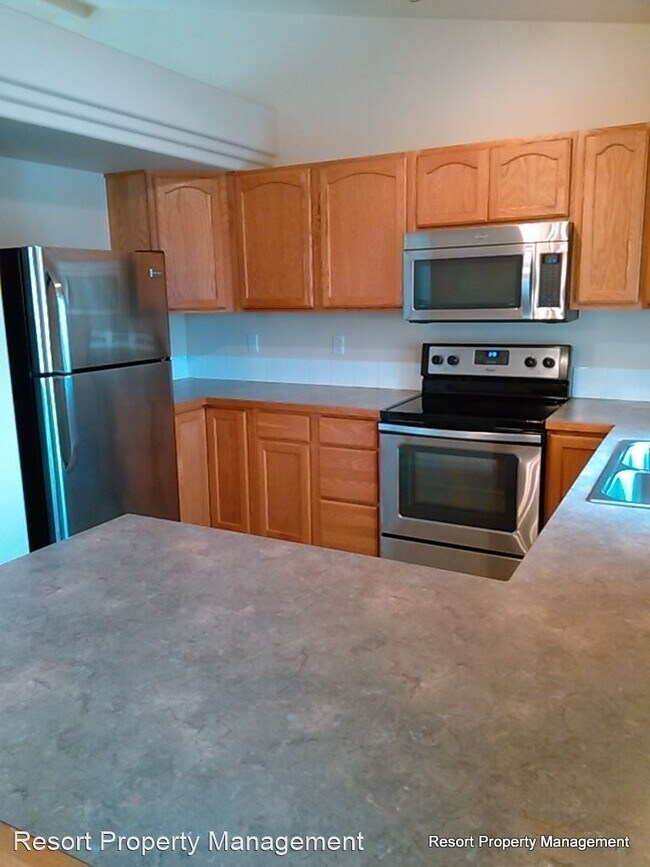 Photo - 4 br, 2 bath House - 2045 W. Rousseau Dr