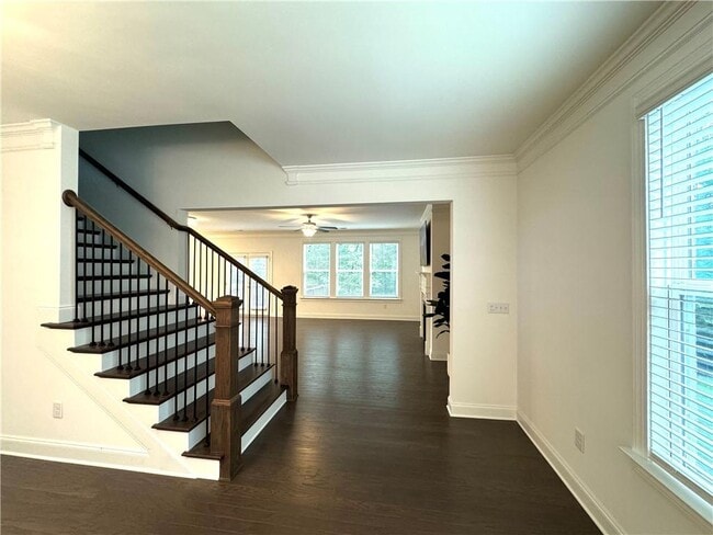 Photo - 210 Hamlet Dr