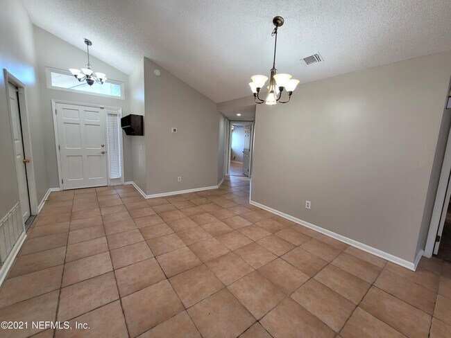 Photo - 8379 Chason Rd W