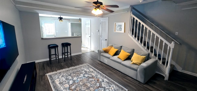 Photo - Davenport Condominiums