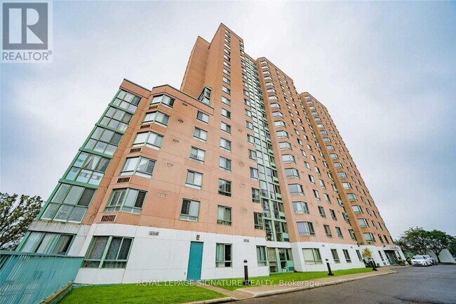 Photo - 41 Markbrook Ln Unité 213