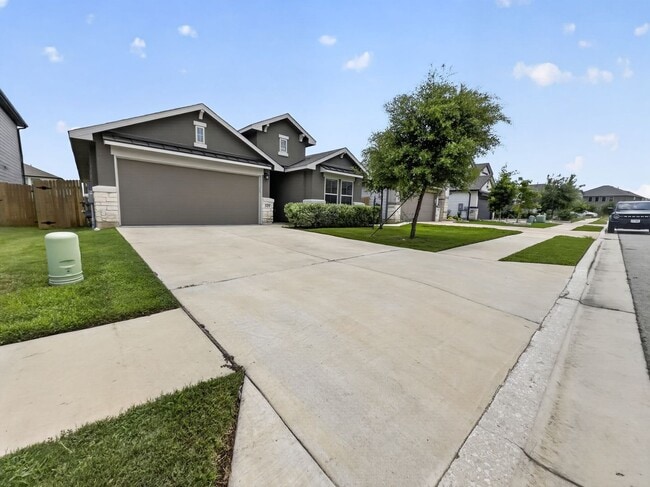 Photo - 125 Caterpillar Ln
