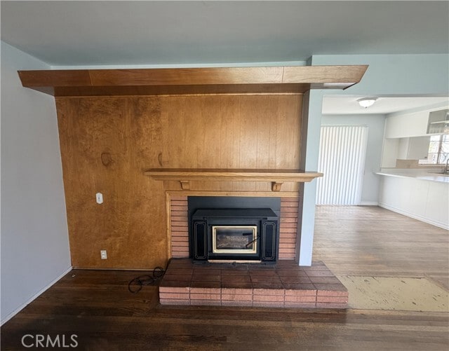 Photo - 323 E Holly St