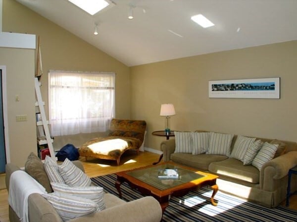 Photo - 175 Meeting House Way