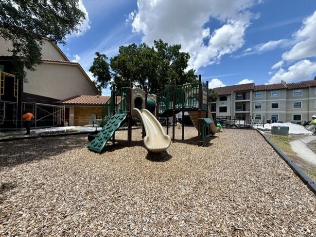 Photo - 3004 Parkway Blvd