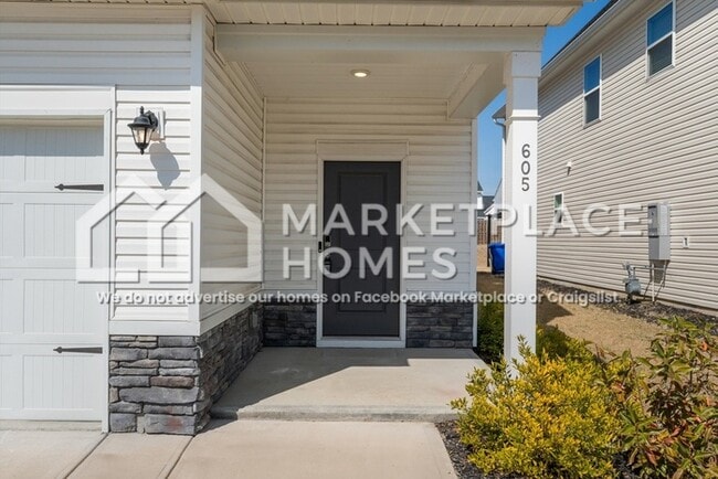 Photo - 605 Count Fleet Ct