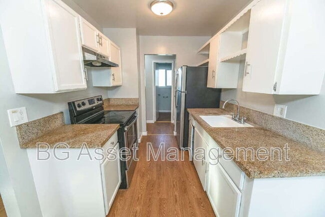 Photo - 1938 Ethan Way Unit 1