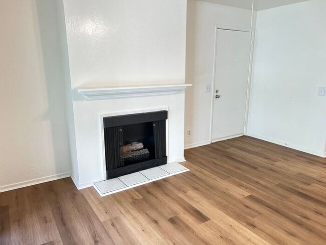 Photo - Charming Condo Near Monterey Coast