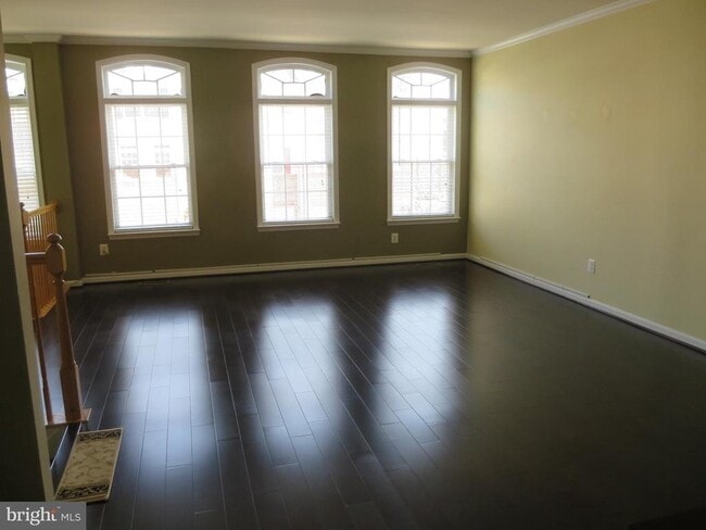 Photo - 1503 Shields Terrace NE