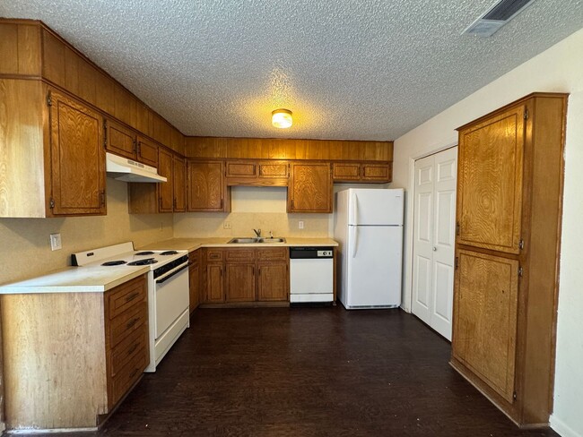 Photo - 4408 Lake Rd Unidad # B
